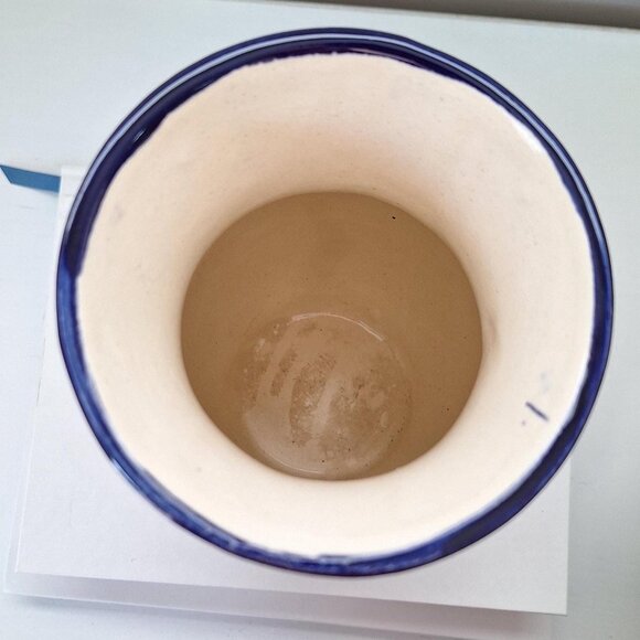 Blue & white vase Handmade pottery Chinoiserie 9" - Picture 3 of 4